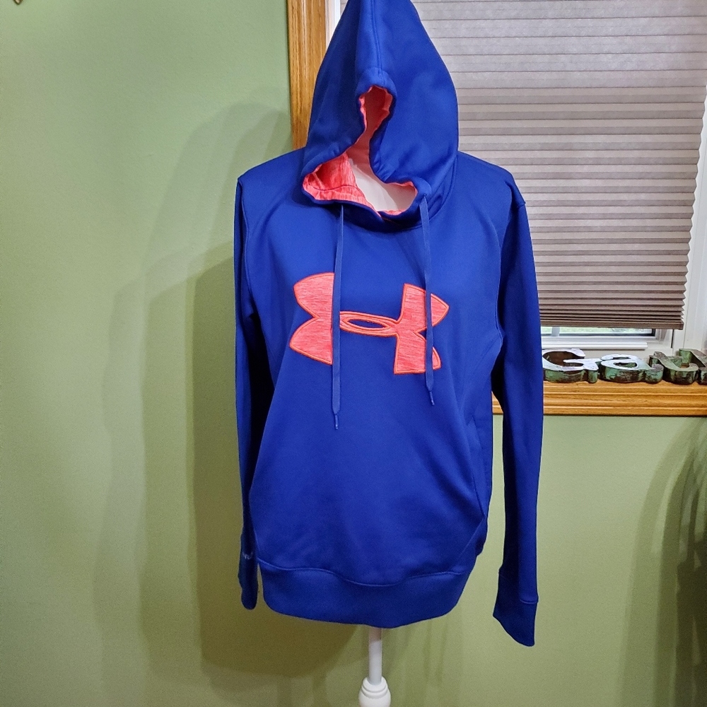Under Armour Storm large hoodie.